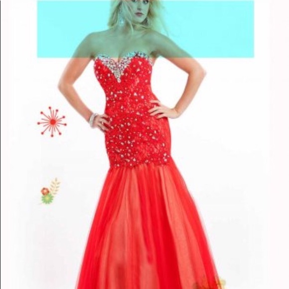 Prom dress size 4-6 - Picture 8 of 8